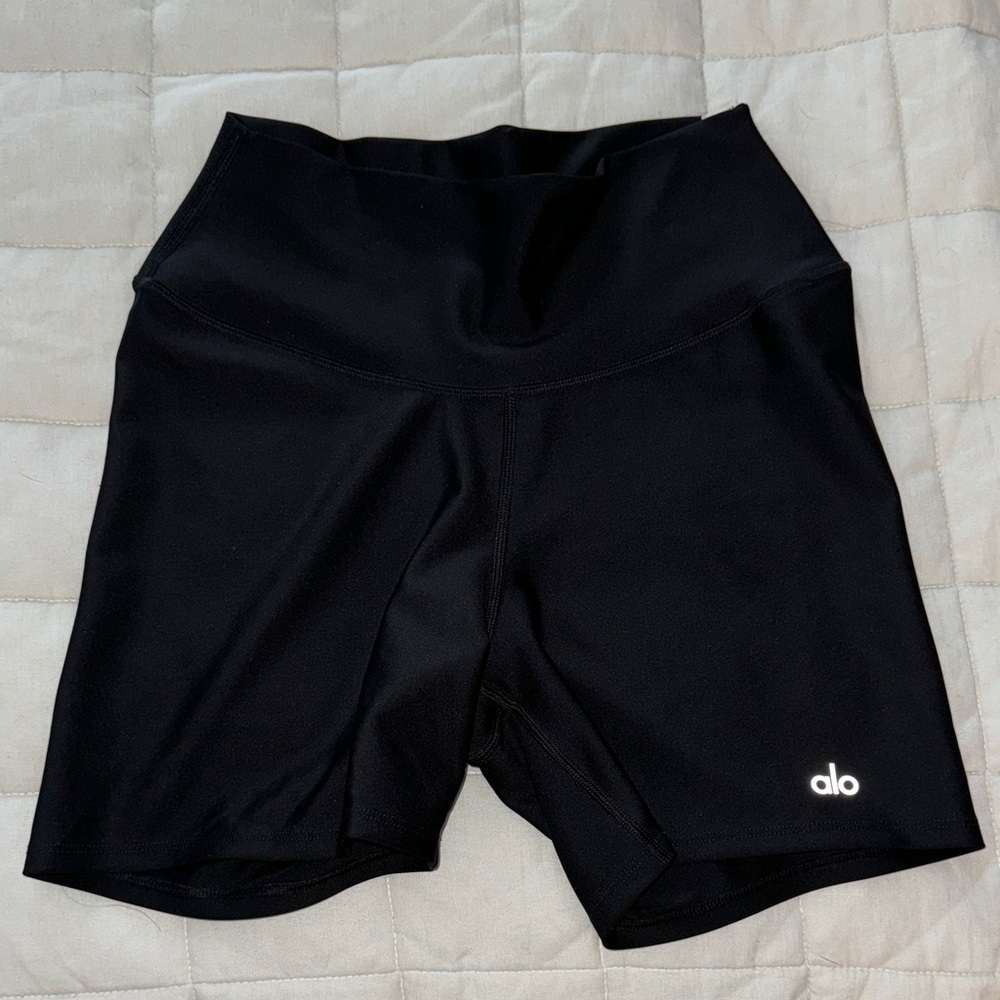 ALO Yoga Women's Classic Black Spandex Shorts